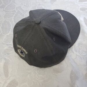 Vancouver Canucks Cap Adult one size